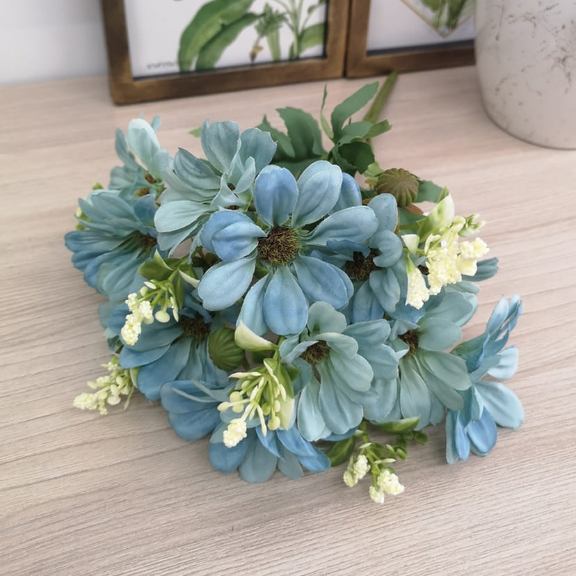 Искусственные цветы в Барнауле | Цветы искусственные «Ромашки с бутонами», голубые, букет