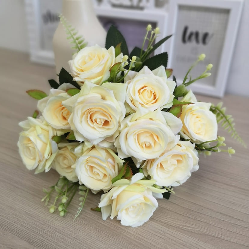 Искусственные цветы в Барнауле | Цветы искусственные «Розы острые», молочно-персиковые, букет